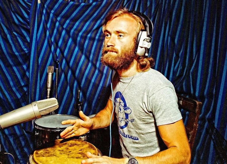 https://www.gettyimages.com/detail/news-photo/photo-of-phil-collins-london-1977-news-photo/85050375?adppopup=true