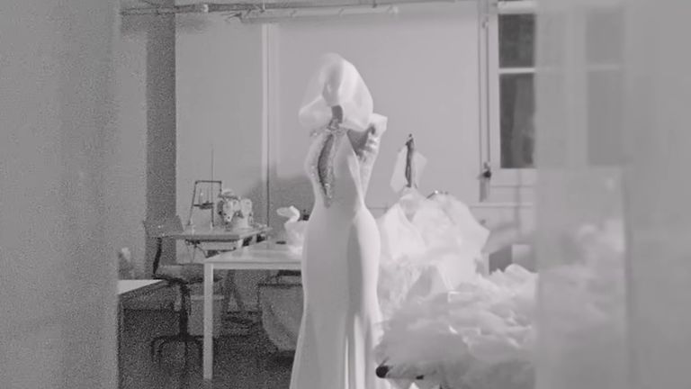 Jennifer Lopez wedding gown
