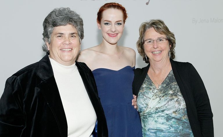 Jena Malone with her mom and her moms girlfriend