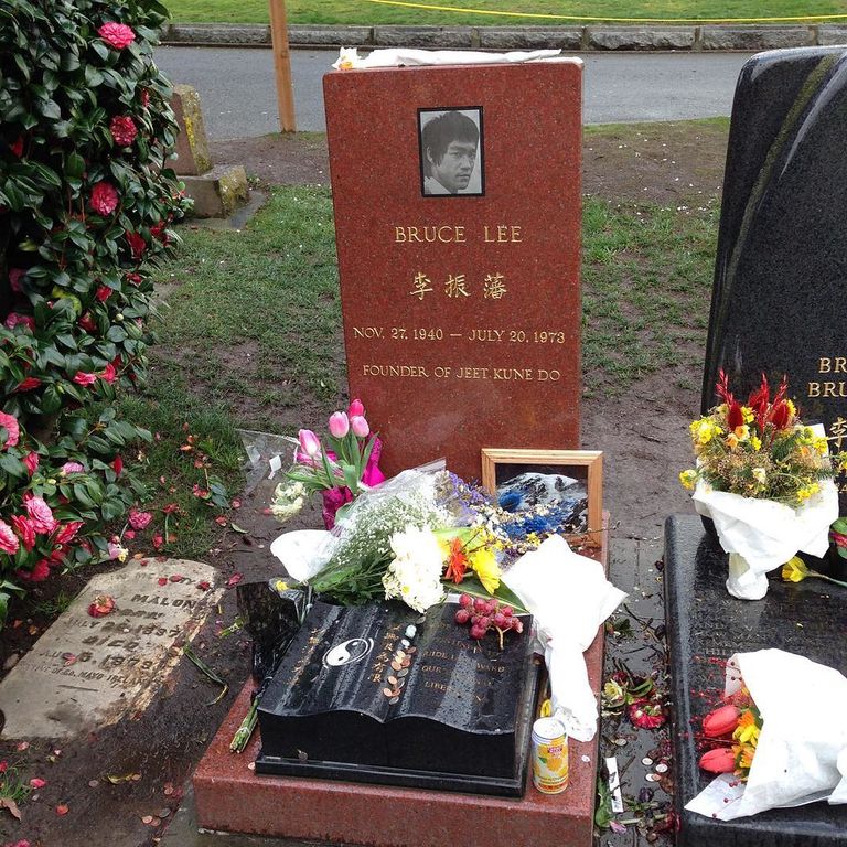 Bruce Lees grave