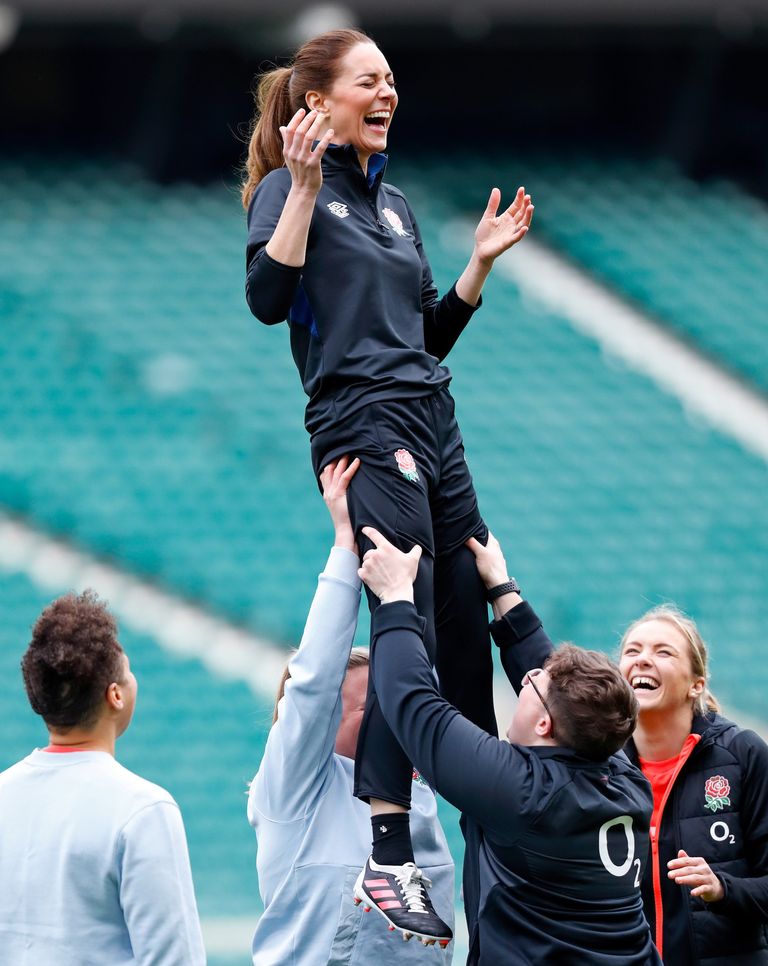 https://www.gettyimages.co.uk/detail/news-photo/catherine-duchess-of-cambridge-takes-part-in-a-lineout-news-photo/1368776501?phrase=Kate%20Middleton%202022&adppopup=true