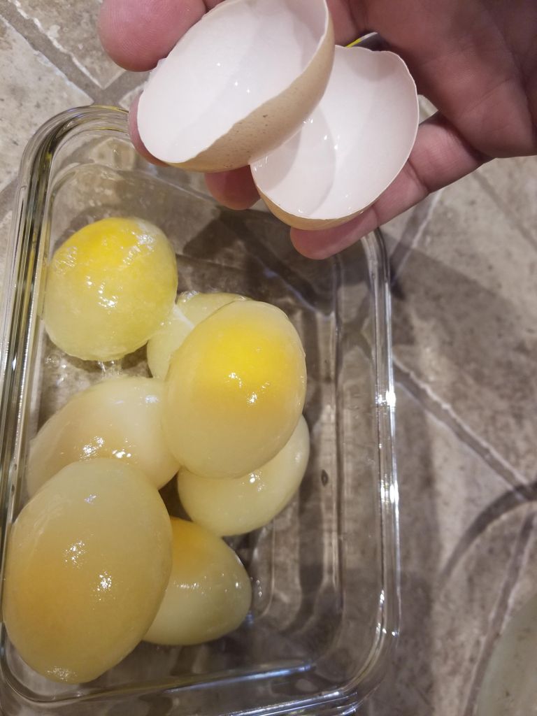 frozen chicken eggs