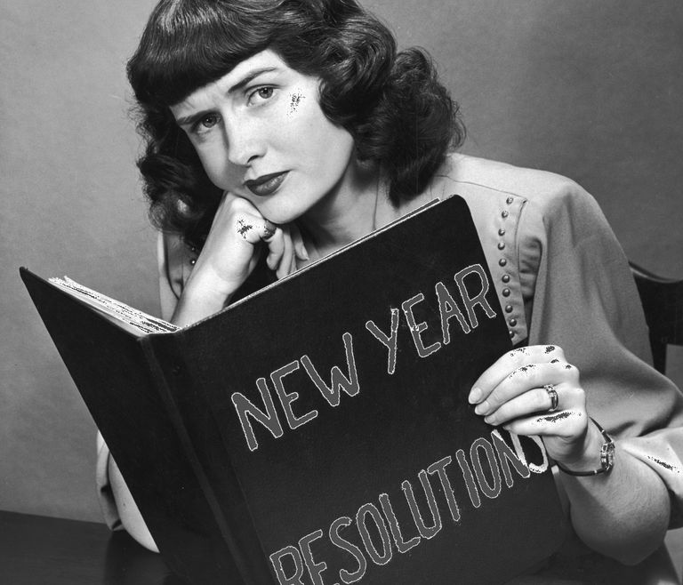 https://www.gettyimages.co.uk/detail/news-photo/studio-portrait-of-a-woman-frowning-with-her-chin-resting-news-photo/3242001?phrase=new%20year%20resolutions