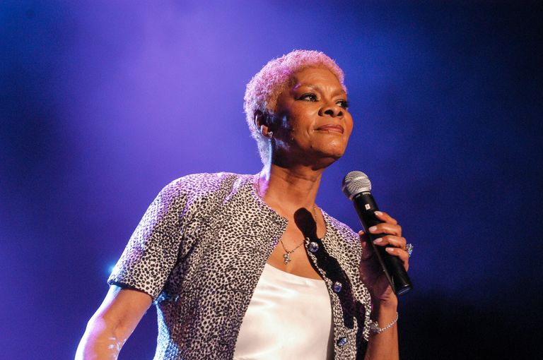 https://www.gettyimages.co.uk/detail/news-photo/american-pop-and-r-b-singer-dionne-warwick-performs-at-the-news-photo/984515186 Dionne Warwick