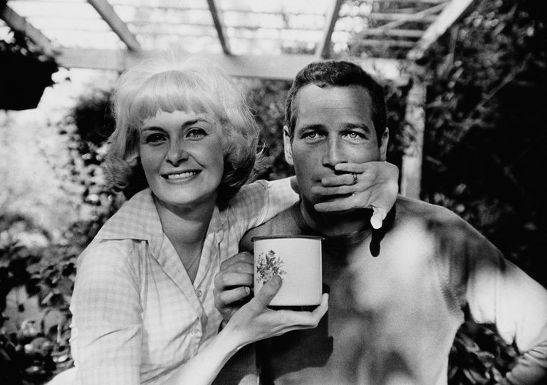 https://www.gettyimages.co.uk/detail/news-photo/american-actor-paul-newman-with-his-wife-actress-joanne-news-photo/163501904 Paul Newman Joanne Woodward