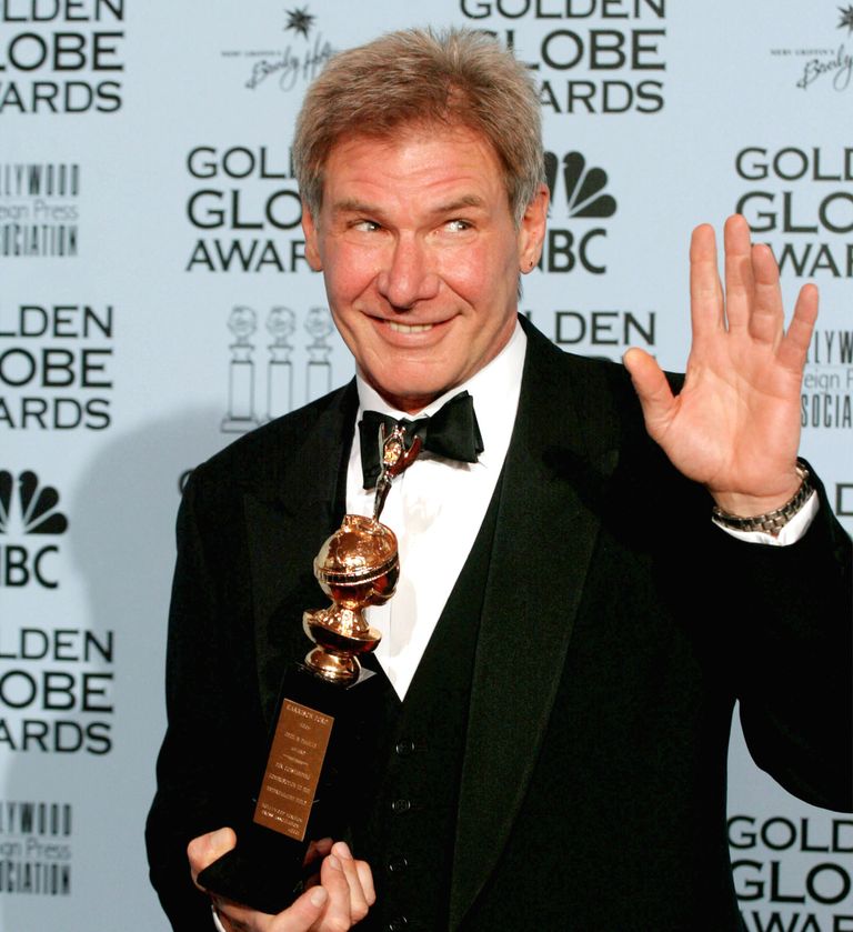 ttps://www.gettyimages.co.uk/detail/news-photo/actor-harrison-ford-poses-backstage-with-his-award-during-news-photo/828471 Harrison Ford