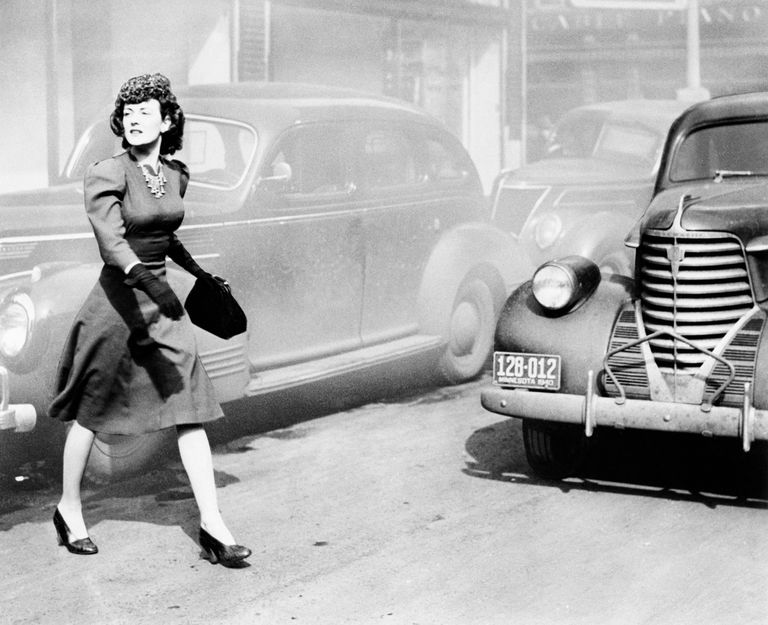 https://www.gettyimages.co.uk/detail/news-photo/minneapolis-mn-original-caption-reads-according-to-a-study-news-photo/515588826 woman jaywalking