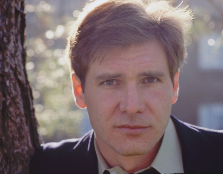 https://www.gettyimages.co.uk/detail/news-photo/american-actor-harrison-ford-leans-against-a-tree-1978-news-photo/77121029 Harrison Ford