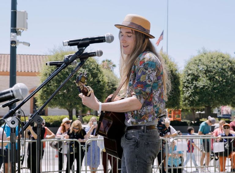 https://www.gettyimages.com/detail/news-photo/sawyer-fredericks-performs-during-ringos-peace-love-news-photo/1407369045?phrase=%20Sawyer%20Fredericks%20%20
