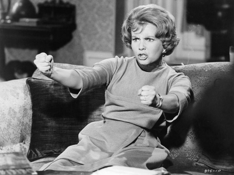 https://www.gettyimages.co.uk/detail/news-photo/debbie-reynolds-with-fists-clenched-in-a-scene-from-the-news-photo/169427807 Debbie Reynolds