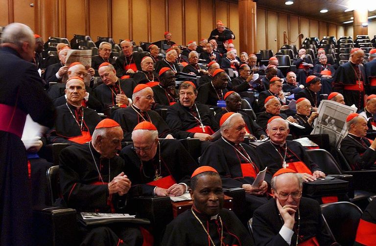 https://www.gettyimages.co.uk/detail/news-photo/cardinals-meet-for-the-daily-general-congregation-of-news-photo/108493317?phrase=cardinals%20vote