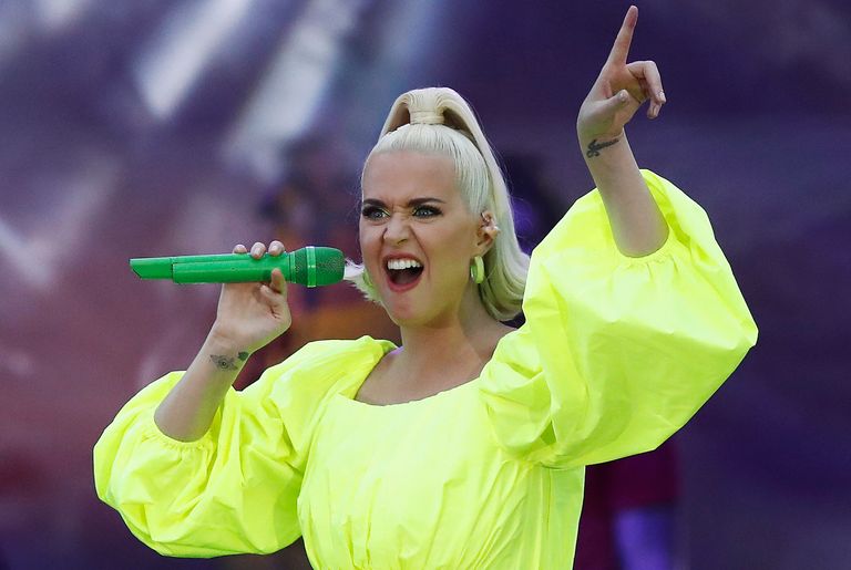 https://www.gettyimages.co.uk/detail/news-photo/katy-perry-performs-on-march-11-2020-in-bright-australia-news-photo/1211766389?phrase=Katy%20Perry%20&adppopup=true
