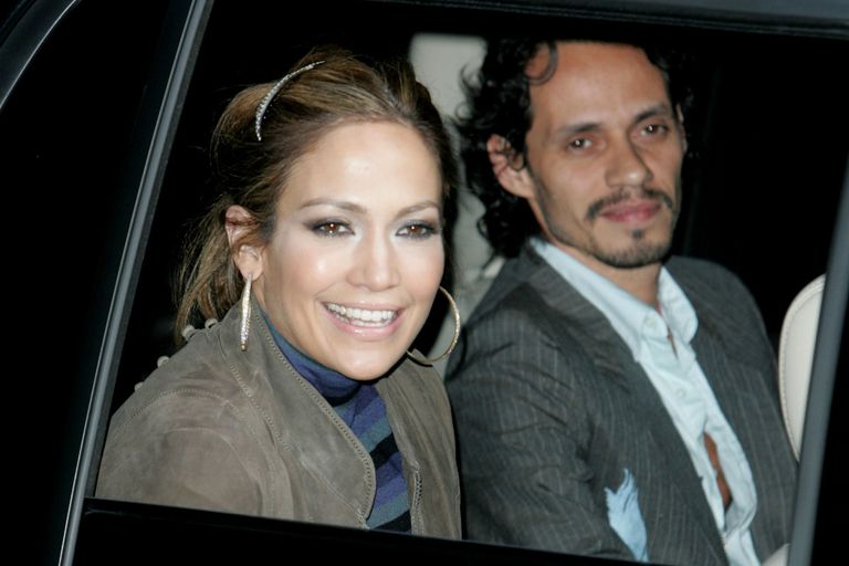 https://www.gettyimages.com/detail/news-photo/jennifer-lopez-and-marc-anthony-during-jennifer-lopez-marc-news-photo/112501942?phrase=jennifer%20lopez%20and%20marc%20anthony%20during%20jennifer%20lopez%2C%20marc%20anthony%20and%20snoop%20dogg%20visit%20the%20late%20show%20with%20david%20letterman