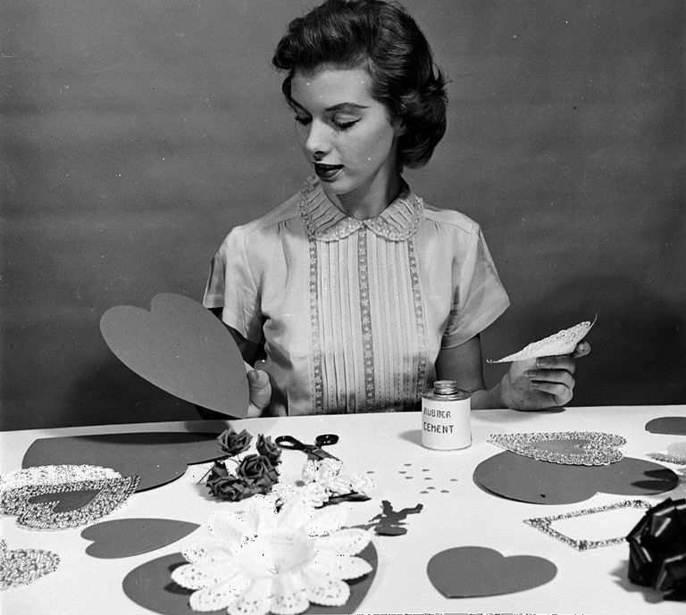 https://www.gettyimages.com/detail/news-photo/woman-making-home-made-cards-for-her-sweetheart-on-saint-news-photo/3360045?phrase=Valentines%20Day