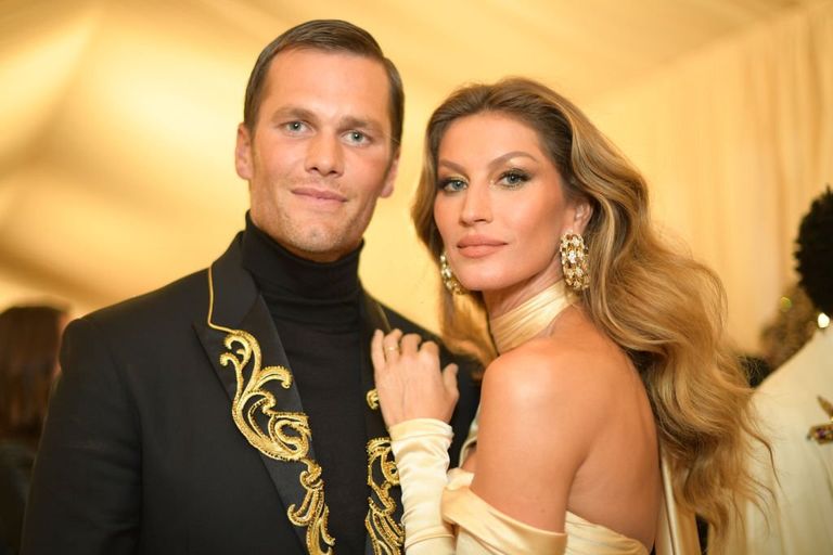 https://www.gettyimages.co.uk/detail/news-photo/tom-brady-and-gisele-bundchen-attend-the-heavenly-bodies-news-photo/955759528