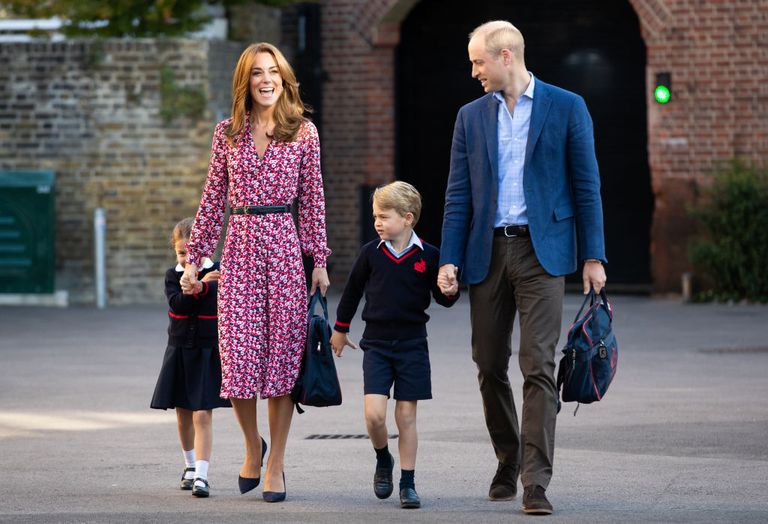 https://www.gettyimages.co.uk/detail/news-photo/princess-charlotte-arrives-for-her-first-day-of-school-with-news-photo/1166050311?phrase=kate%20middleton%20prince%20george%20first%20day%20of%20school