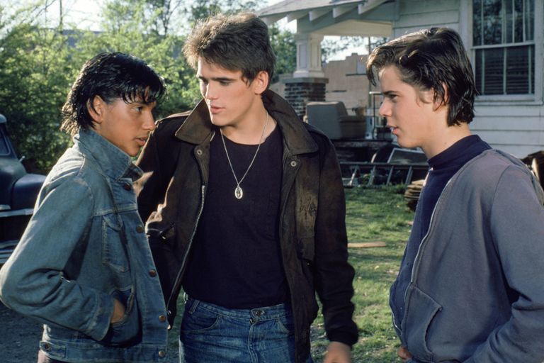 https://www.gettyimages.co.uk/detail/news-photo/american-actors-ralph-macchio-matt-dillon-and-thomas-c-news-photo/607395644?phrase=The%20Outsiders%201983&adppopup=true