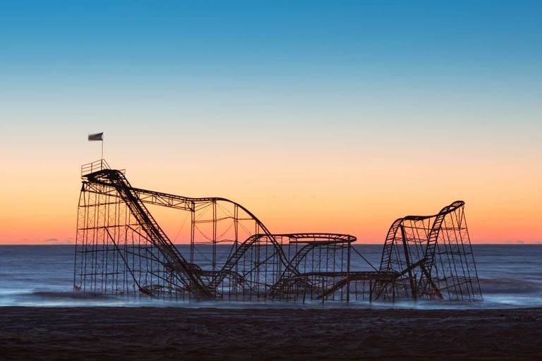 https://www.gettyimages.com/detail/photo/sunrise-behind-the-iconic-jet-star-roller-coaster-royalty-free-image/659660546?phrase=hurricane%20sandy%20new%20jersey&adppopup=true