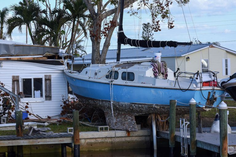https://www.gettyimages.com/detail/news-photo/sailboat-is-seen-lodged-between-homes-in-fort-myers-beach-news-photo/1244393882?phrase=hurricane%20ian%20florida&adppopup=true