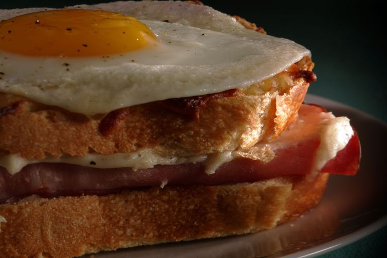 https://www.gettyimages.co.uk/detail/news-photo/croque-madame-sandwich-on-march-11-2010-news-photo/566073331?phrase=Croque-madame%20Sandwich%20