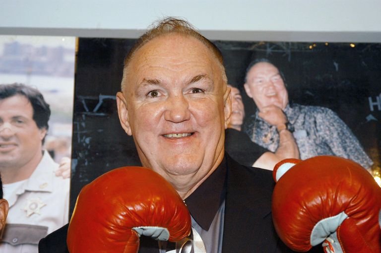 https://www.gettyimages.co.uk/detail/news-photo/ex-heavyweight-boxer-chuck-wepner-attends-a-press-news-photo/2724461 Chuck Wepner