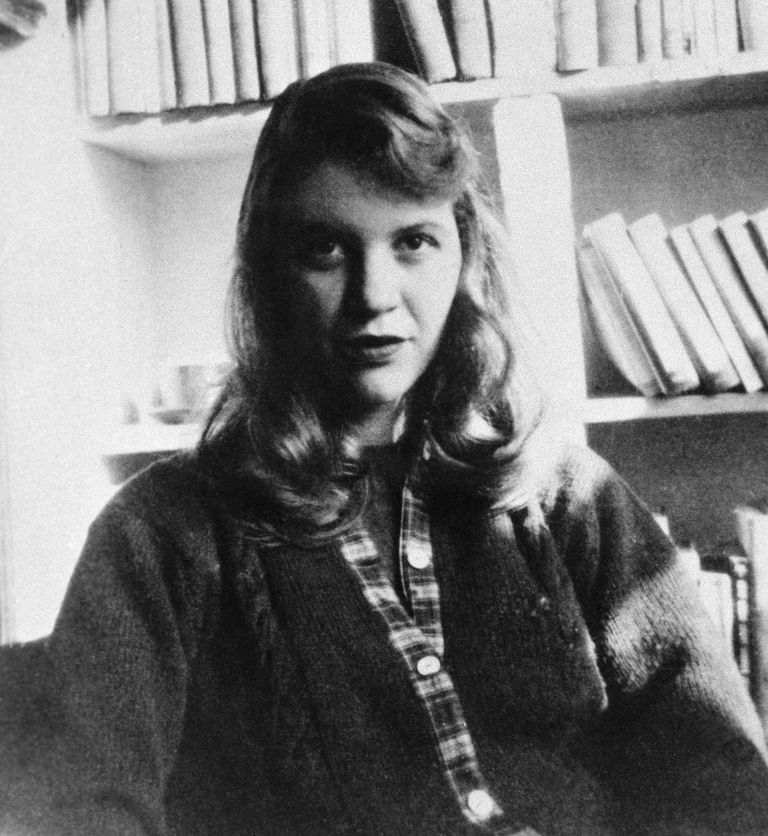https://www.gettyimages.co.uk/detail/news-photo/photo-shows-author-sylvia-plath-seated-in-front-of-a-news-photo/515404262 Sylvia Plath