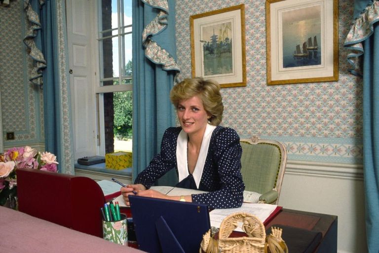 https://www.gettyimages.co.uk/detail/news-photo/princess-diana-at-her-desk-in-her-sitting-room-at-home-in-news-photo/52104345?adppopup=true