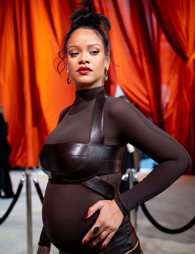 https://www.gettyimages.co.uk/detail/news-photo/rihanna-attends-the-95th-annual-academy-awards-at-hollywood-news-photo/1473145136?adppopup=true