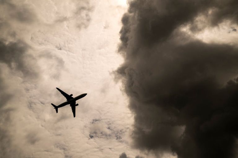https://www.gettyimages.co.uk/detail/photo/the-brave-airplane-take-off-and-fly-over-royalty-free-image/1142842771?phrase=stormy%20flight