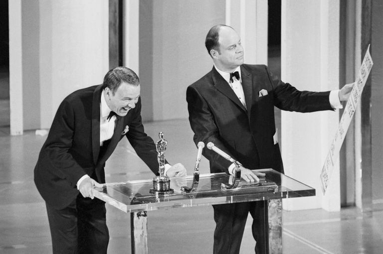 https://www.gettyimages.co.uk/detail/news-photo/frank-sinatra-cracks-up-as-comedian-don-rickles-gives-him-a-news-photo/515043614