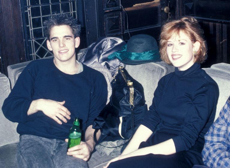 https://www.gettyimages.co.uk/detail/news-photo/matt-dillon-and-molly-ringwald-news-photo/77905070