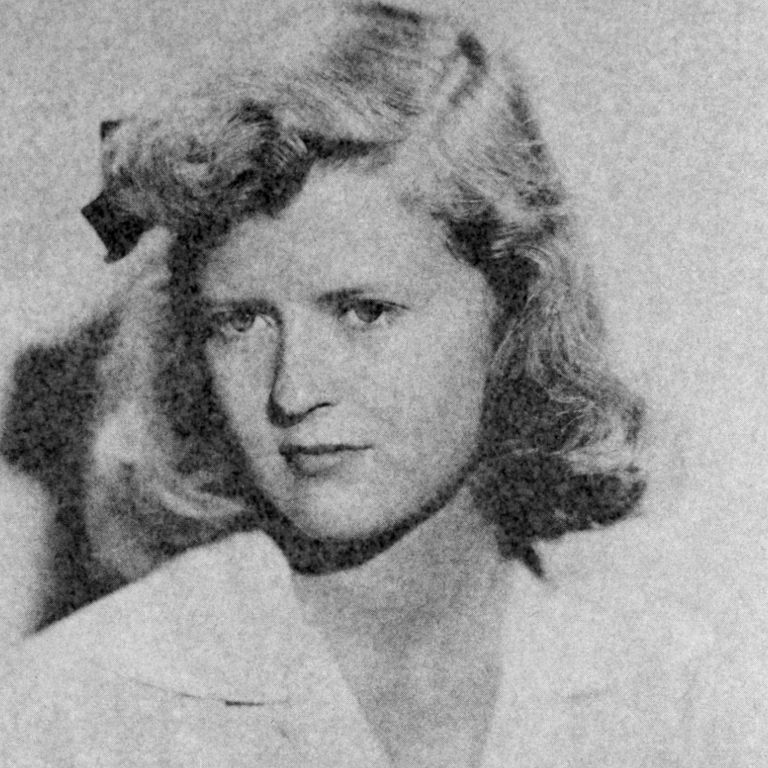 https://www.gettyimages.co.uk/detail/news-photo/close-up-of-zelda-fitzgerald-when-she-was-a-little-girl-she-news-photo/515252696