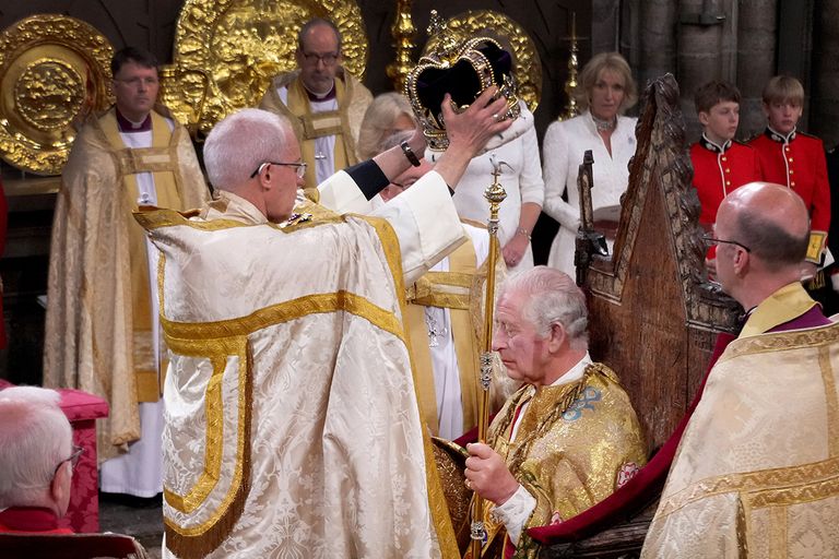 https://www.gettyimages.co.uk/detail/news-photo/king-charles-iii-is-crowned-with-st-edwards-crown-by-the-news-photo/1252762474?adppopup=true