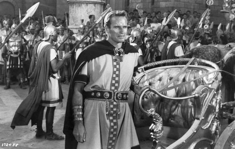 https://www.gettyimages.co.uk/detail/news-photo/parade-rest-charlton-heston-as-ben-hur-stands-by-chariot-news-photo/517453964