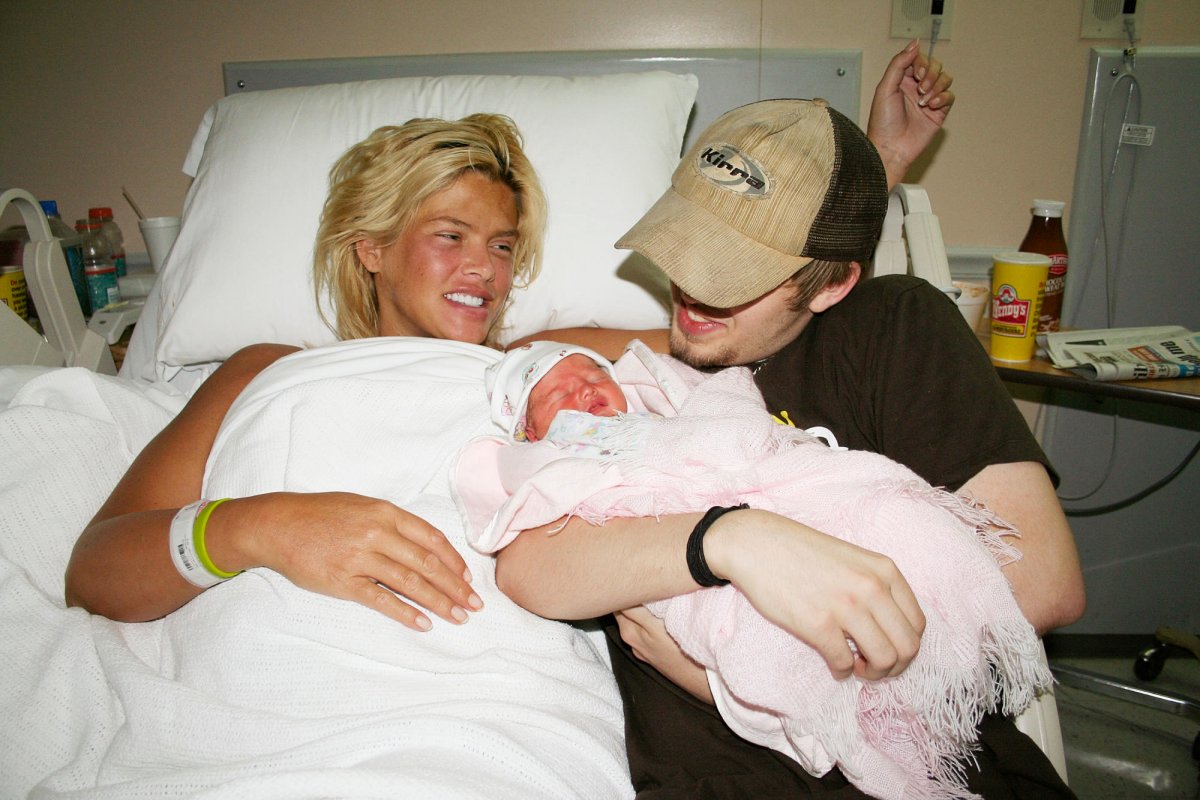 Anna Nicole Smith’s Daughter Made A Rare Appearance, And It’s Crazy How Muc...